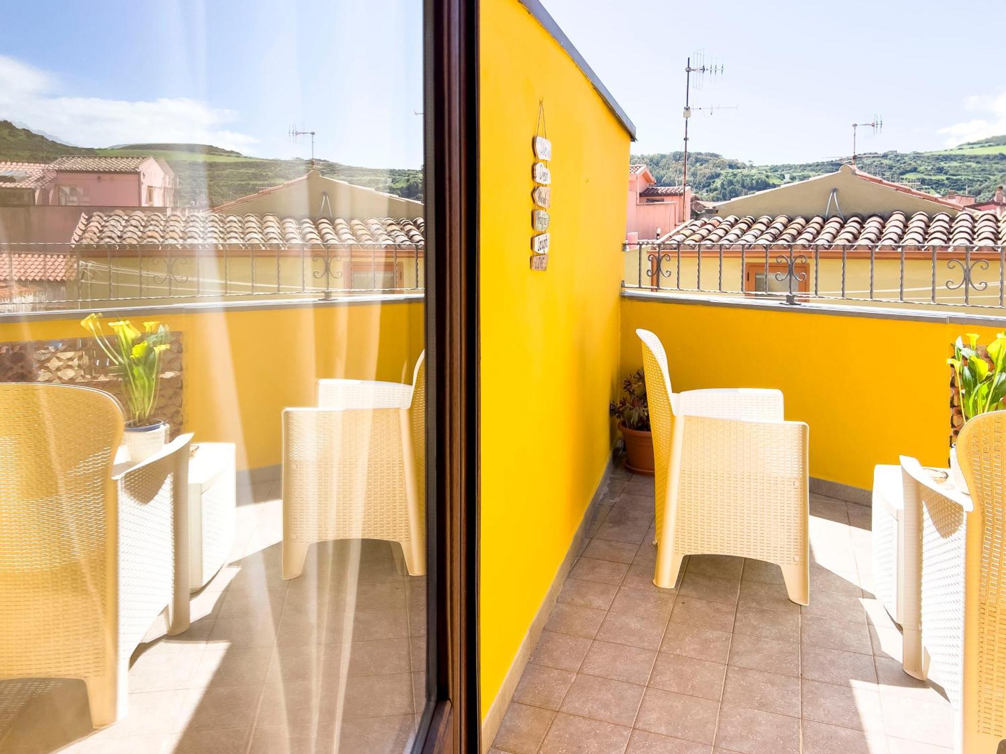 La Torre Del Pozzo Guest House Bosa Extérieur photo
